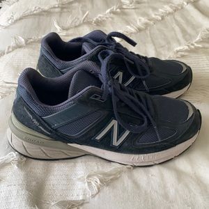 New Balance | 990v5 | 8.5 | Navy |